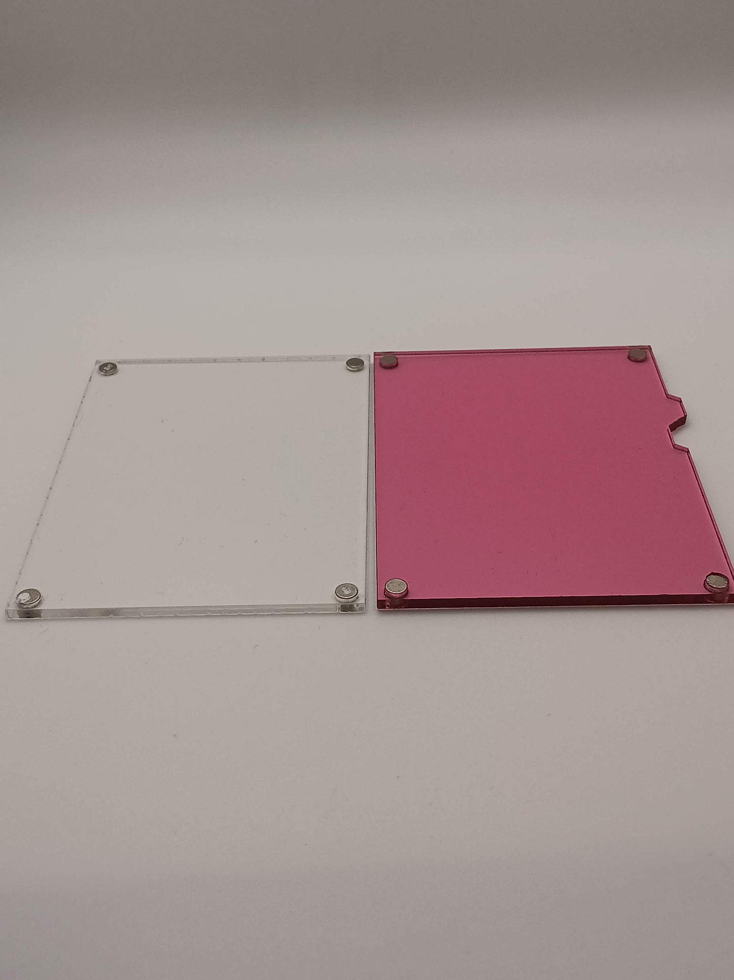 Large Easy Open Pink Magnetic Card Display Case